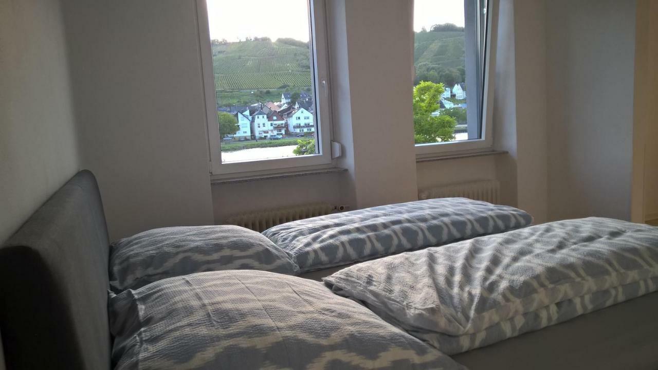 Mosel Ausblick Apartment Zell an der Mosel Exterior foto