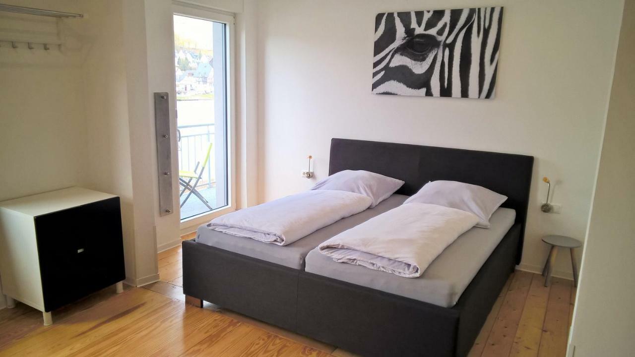 Mosel Ausblick Apartment Zell an der Mosel Exterior foto