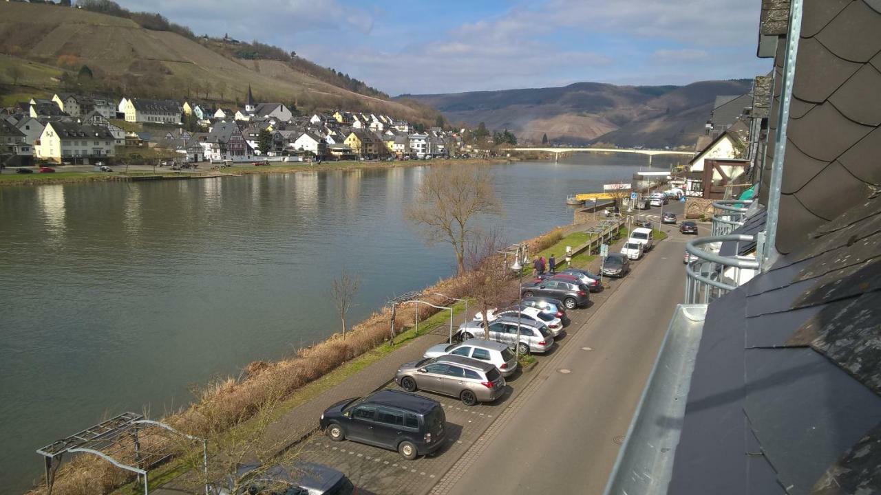 Mosel Ausblick Apartment Zell an der Mosel Exterior foto